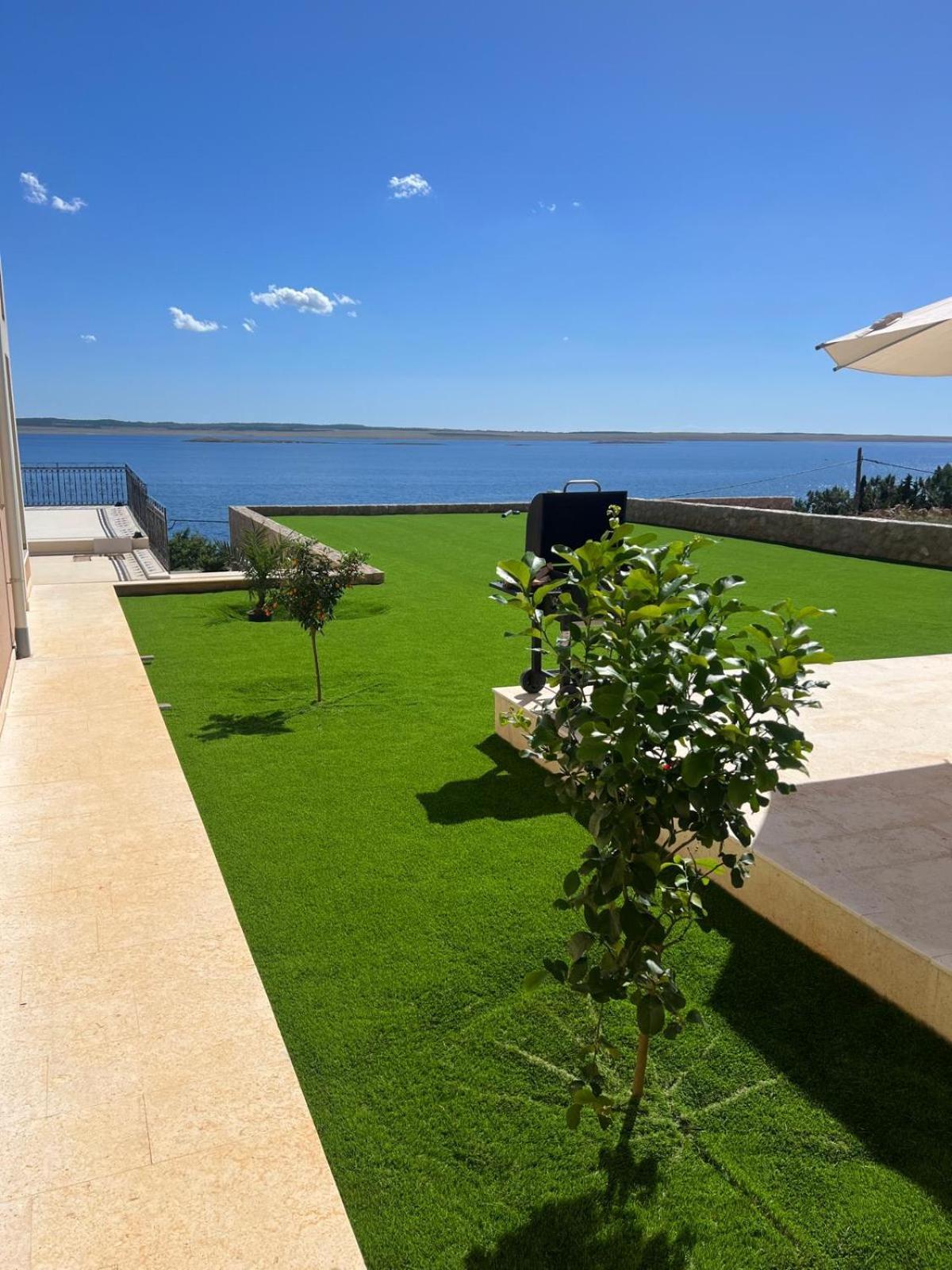 טריבני-קרושיצה Villa Tin Apartments מראה חיצוני תמונה