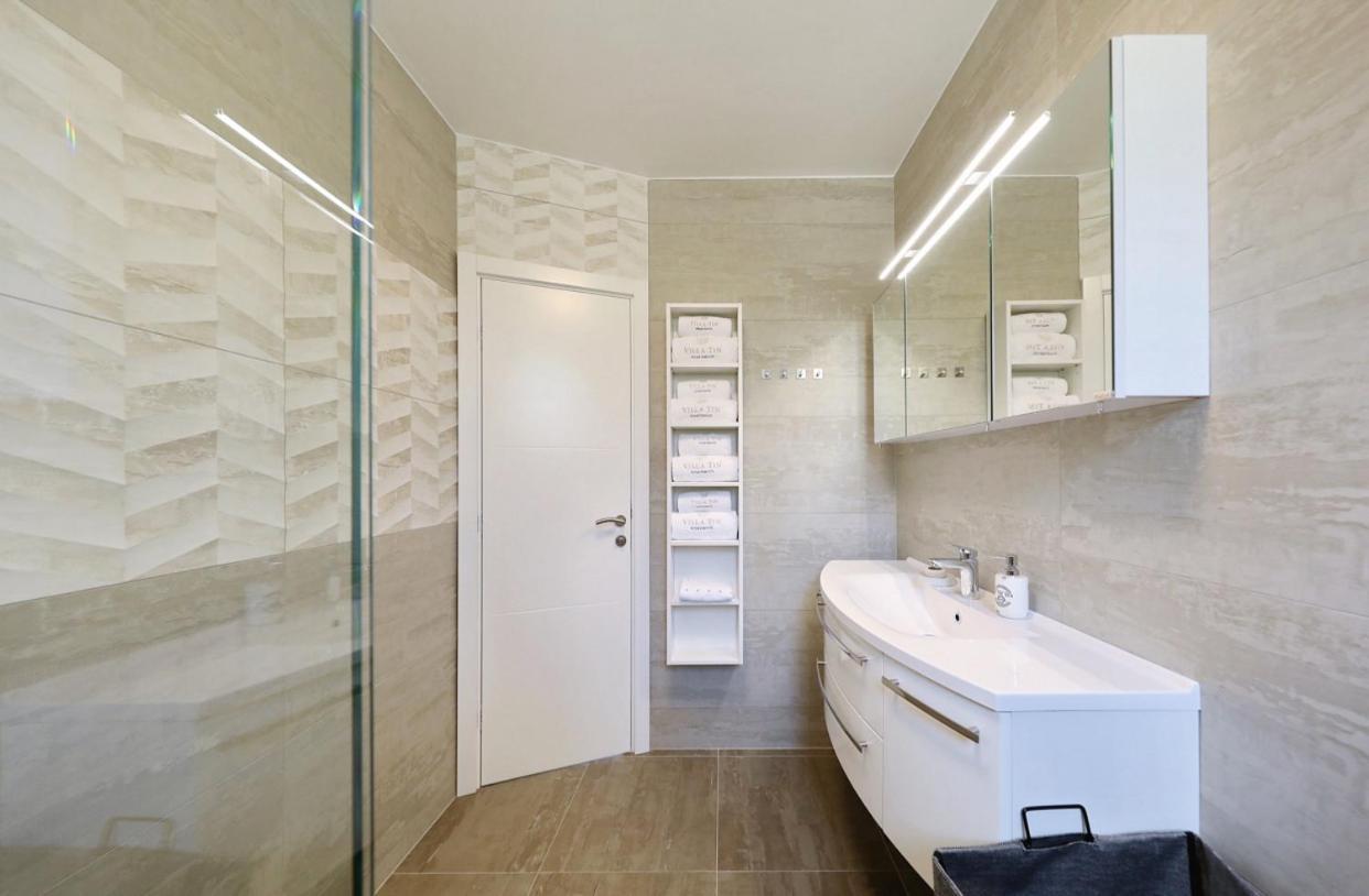 טריבני-קרושיצה Villa Tin Apartments מראה חיצוני תמונה