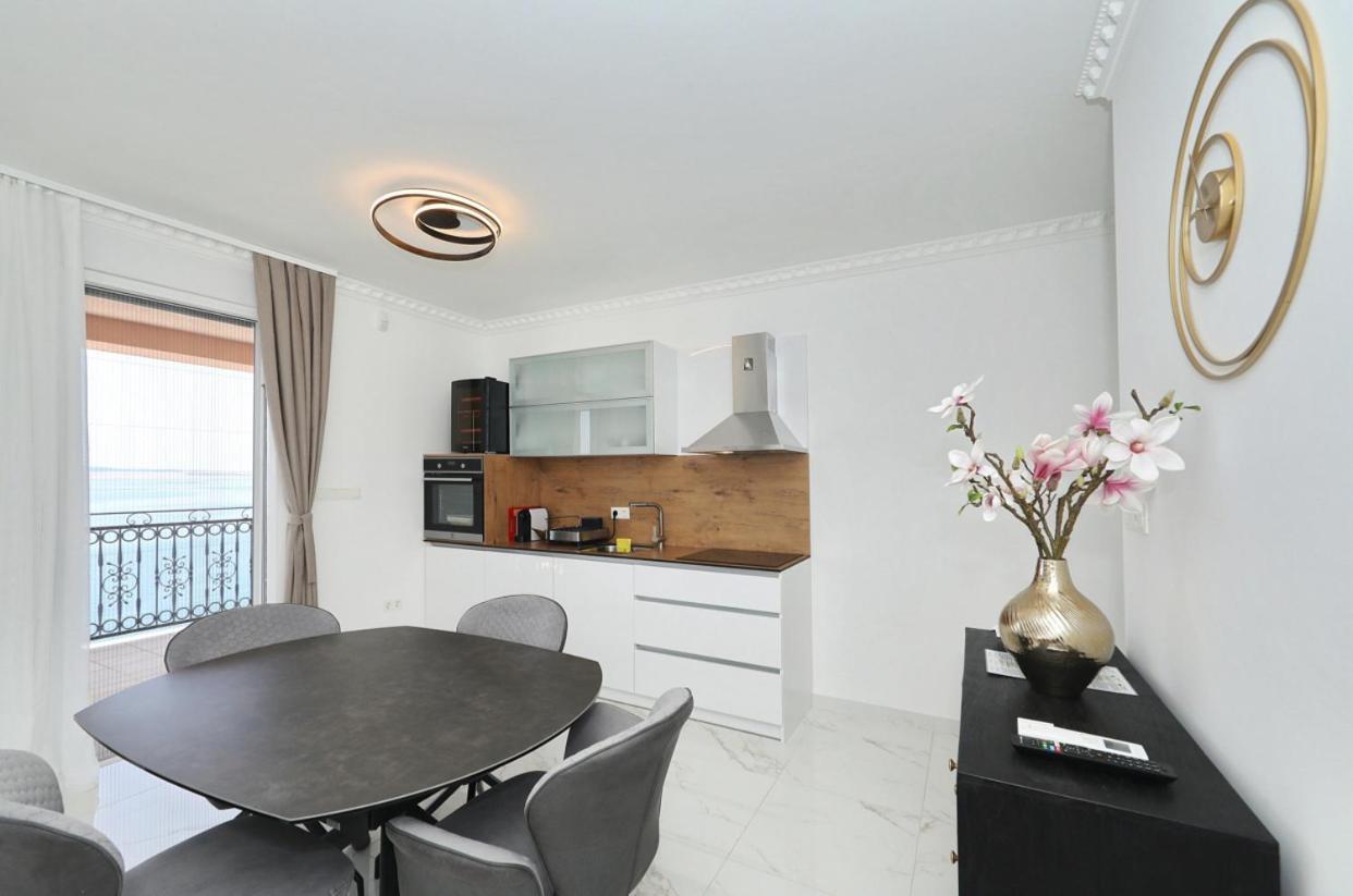 טריבני-קרושיצה Villa Tin Apartments מראה חיצוני תמונה