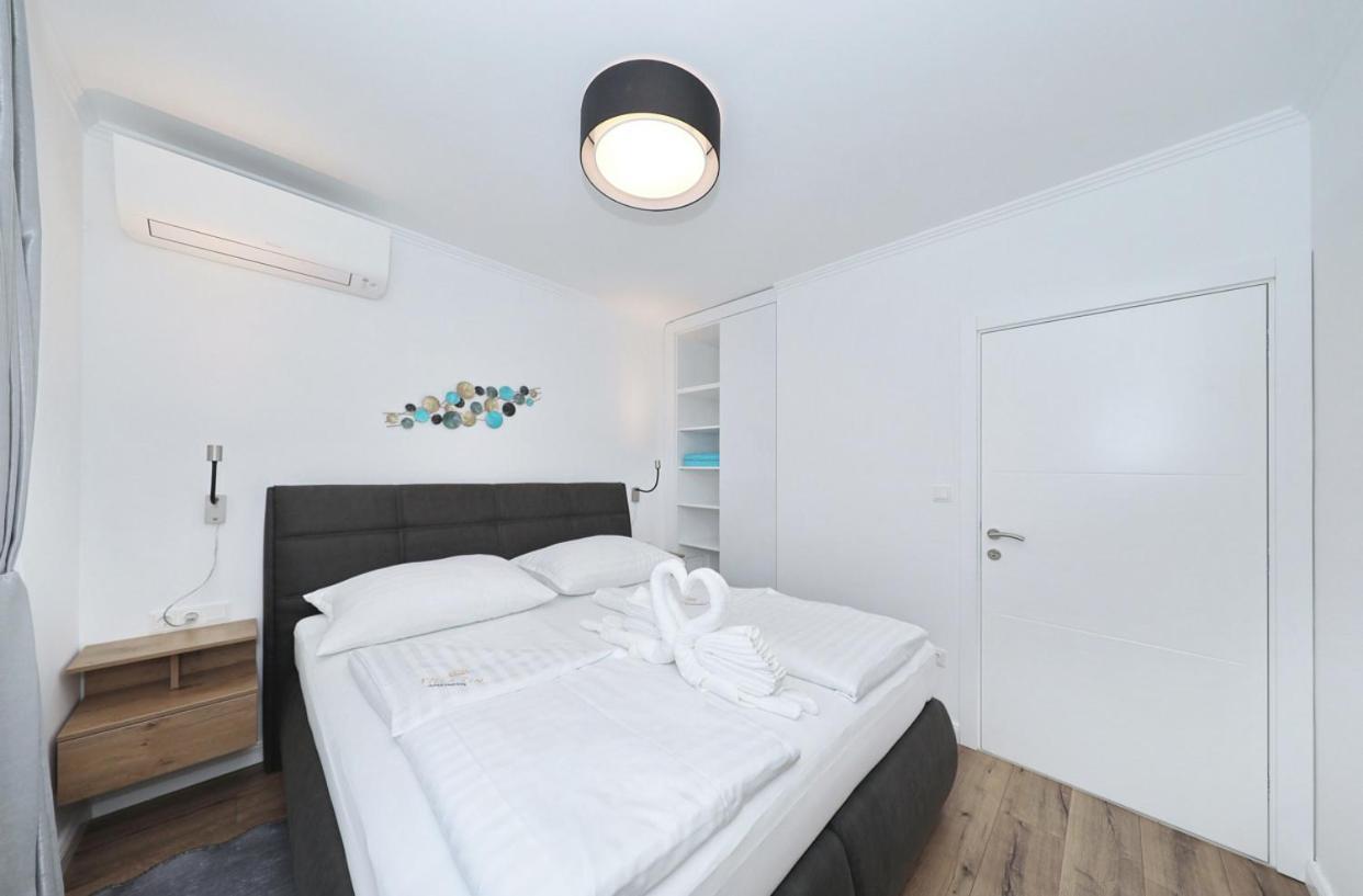 טריבני-קרושיצה Villa Tin Apartments מראה חיצוני תמונה